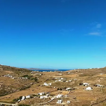 Minimal Houses Mykonos Town