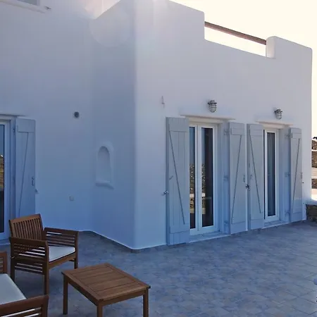Minimal Houses Mykonos Town